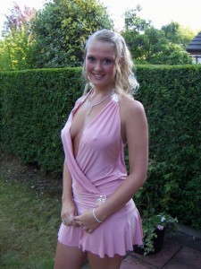 erotisch nippel kleid